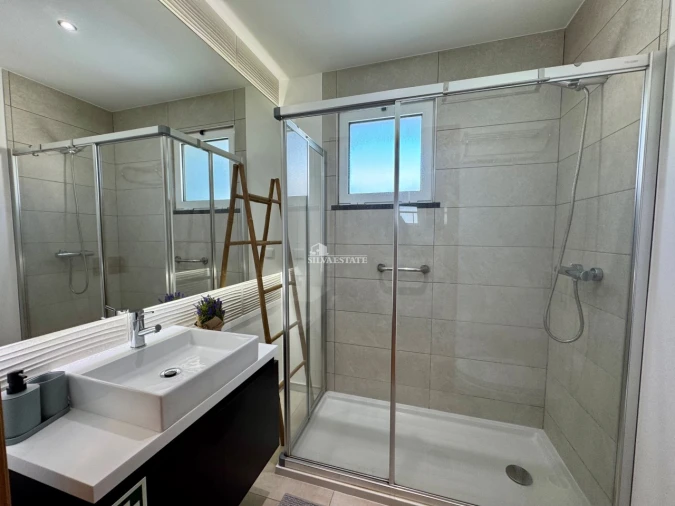 Apartamento T2 para Arrendamento férias em Caniço Foto 34