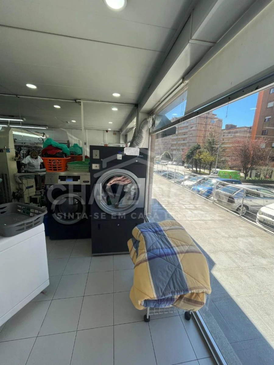 Negócio para Trespasse em Vilar de Andorinho Foto 4