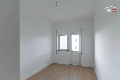 Apartamento T2 para Arrendamento em Fatima