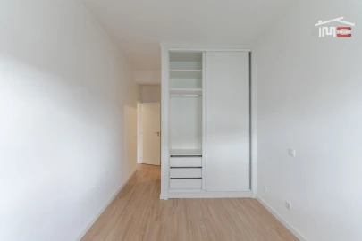 Apartamento T2 para Arrendamento em Fatima