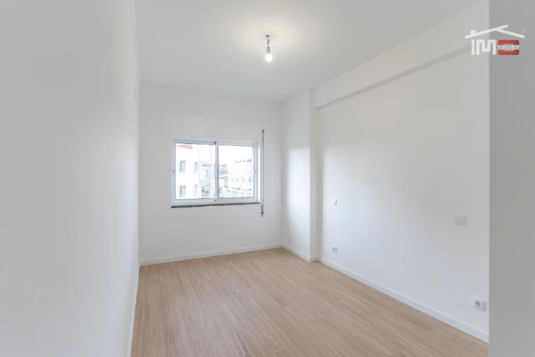 Apartamento T2 para Arrendamento em Fatima Foto 9