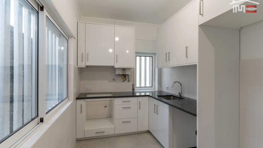 Apartamento T2 para Arrendamento em Fatima