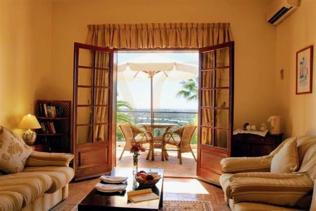 Moradia T12 para Venda em Conceição e Estoi Foto 5