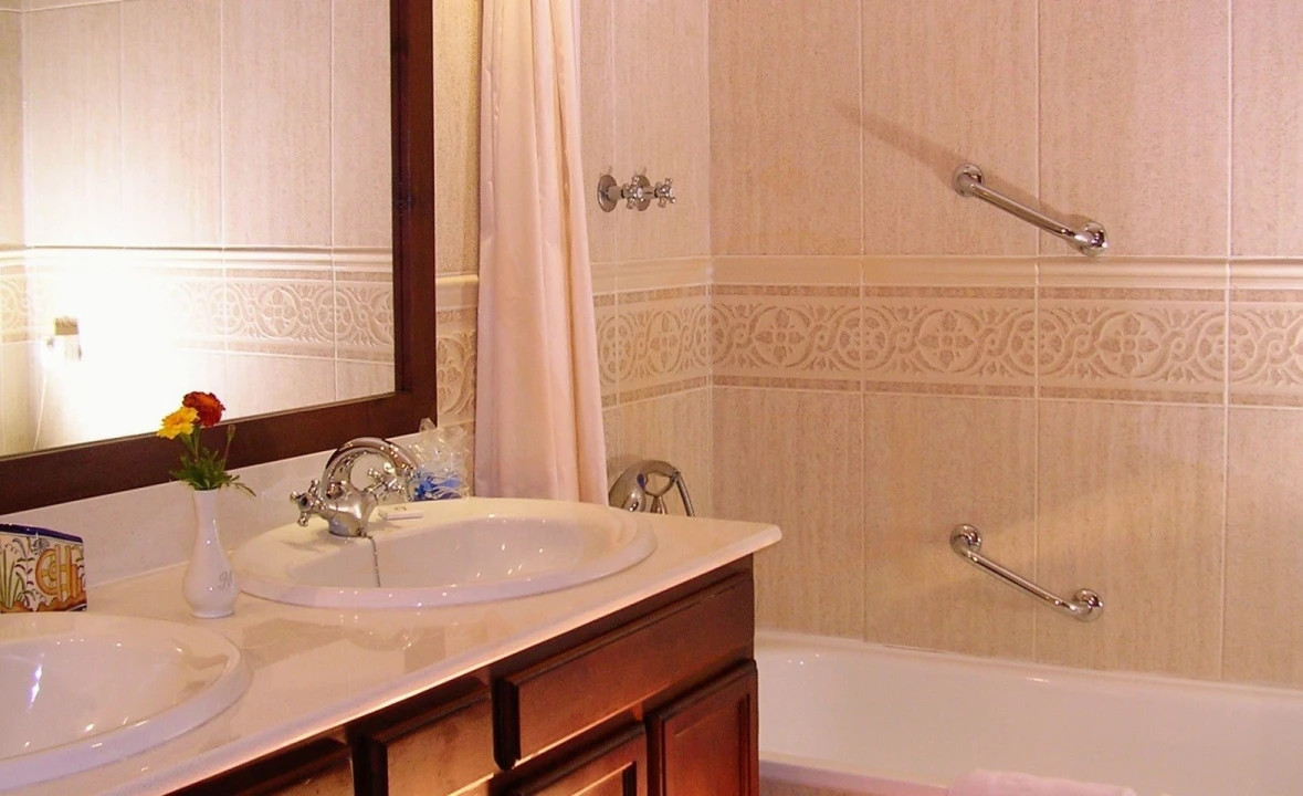 Moradia T12 para Venda em Conceição e Estoi Foto 11