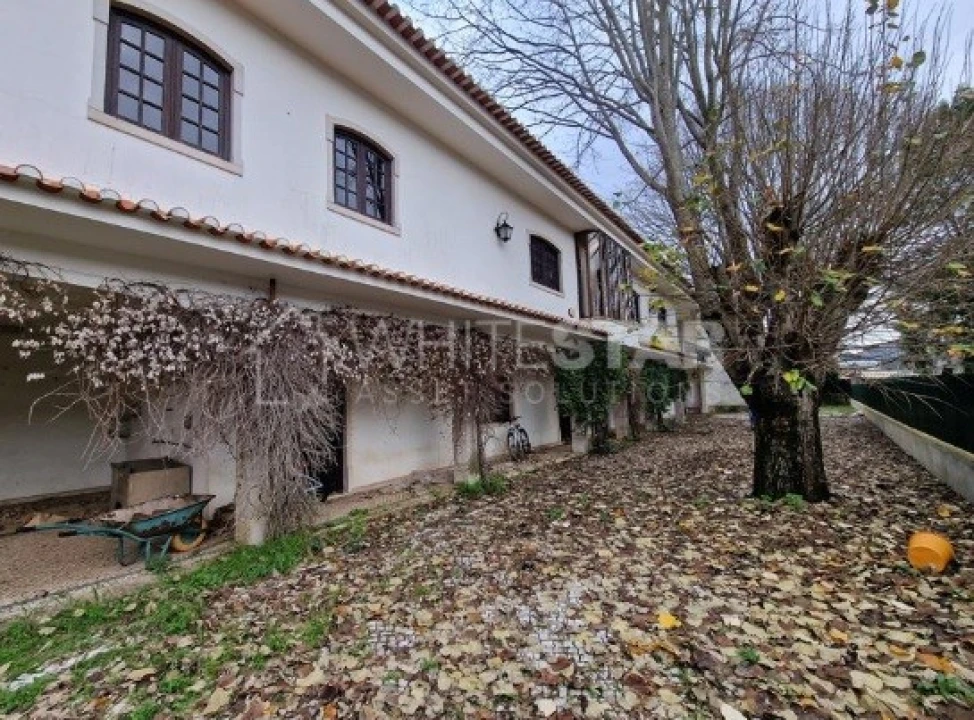 Moradia T4 para Venda em Minde Foto 2