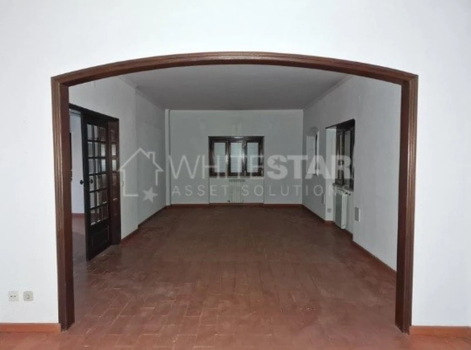 Moradia T4 para Venda em Minde Foto 7