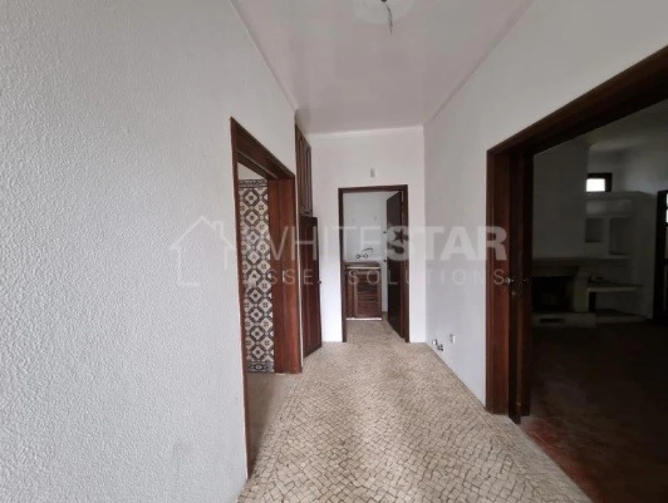 Moradia T4 para Venda em Minde Foto 8