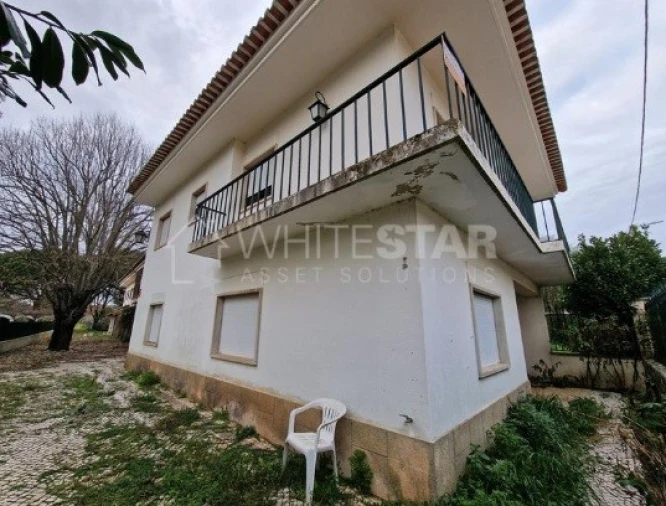 Moradia T4 para Venda em Minde Foto 1