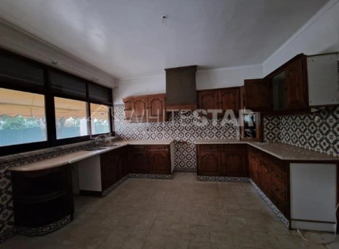 Moradia T4 para Venda em Minde Foto 5