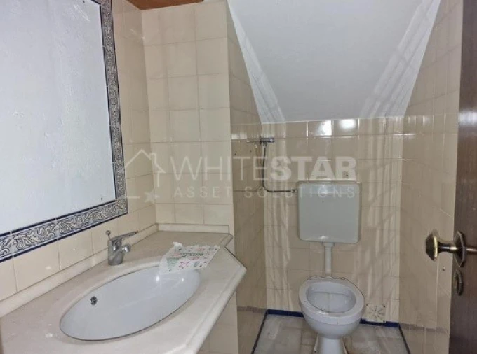 Moradia T4 para Venda em Minde Foto 6