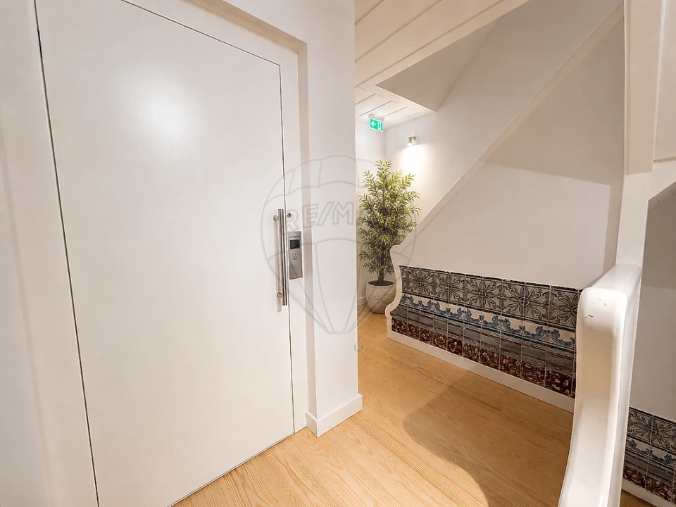 Apartamento T2 para Venda em Misericórdia Foto 9