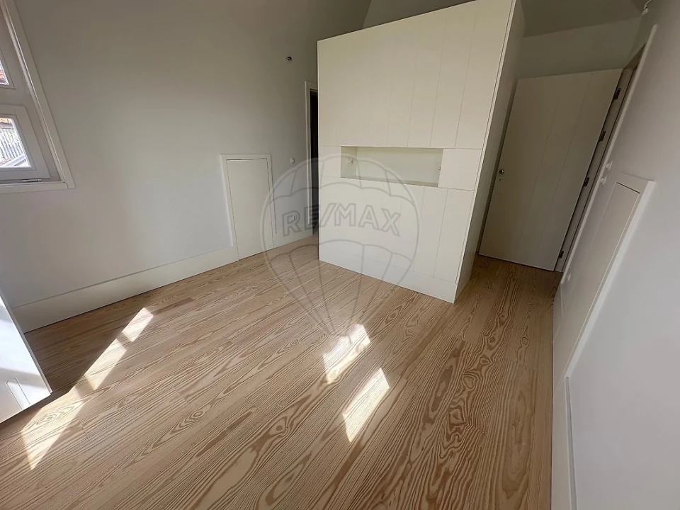 Apartamento T3 para Venda em Misericórdia Foto 14