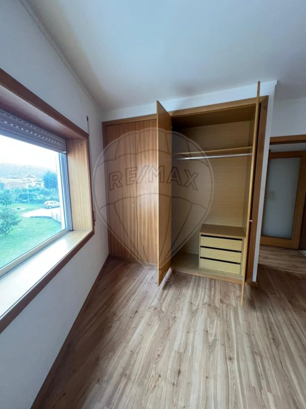 Apartamento T2 para Venda em Canelas Foto 12