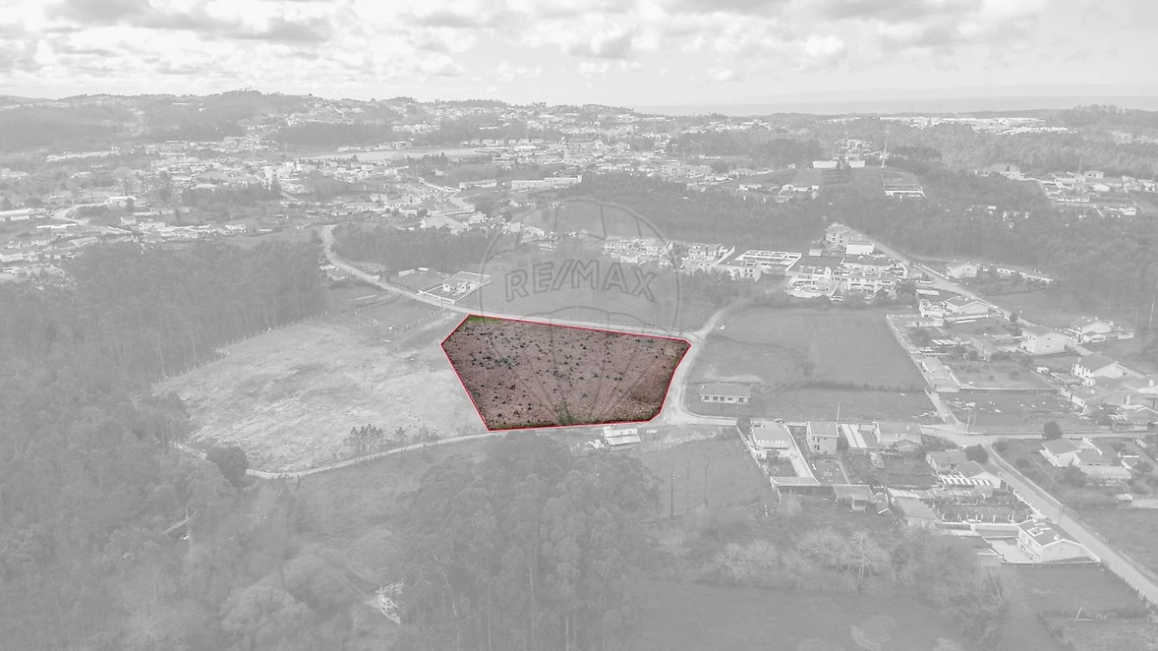 Terreno para Venda em Pedroso e Seixezelo Foto 2