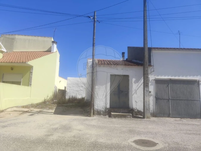 Terreno para Venda em Alcoentre Foto 3