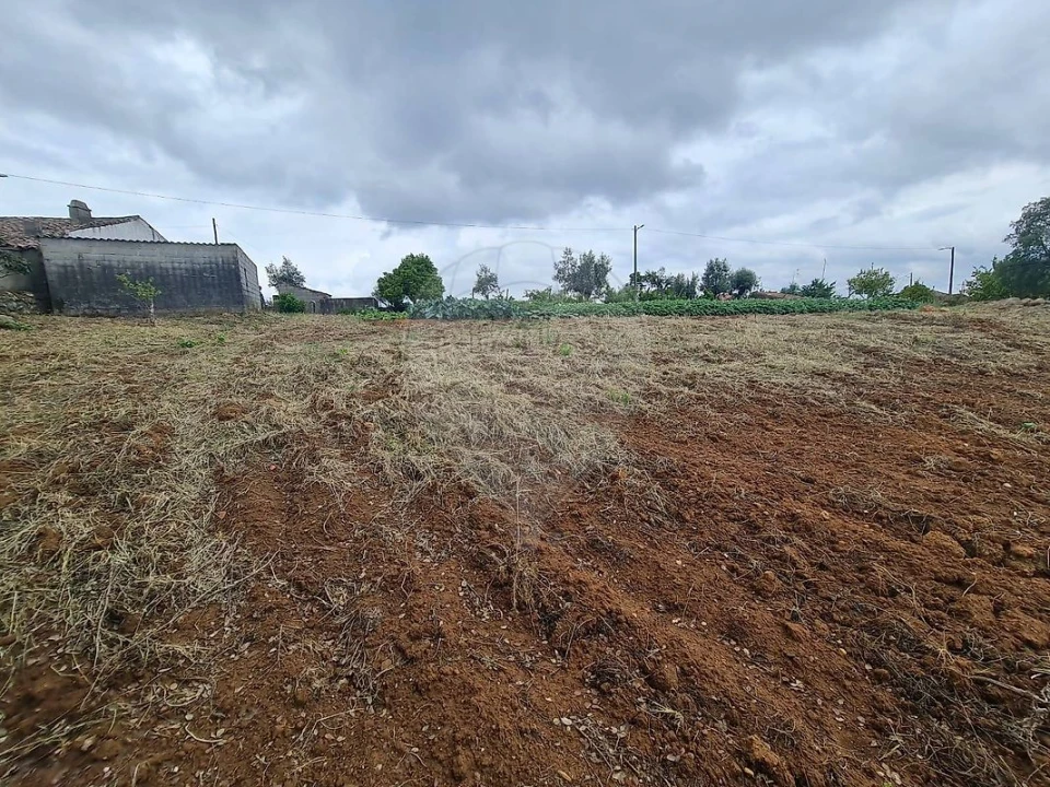 Terreno para Venda em Envendos Foto 32