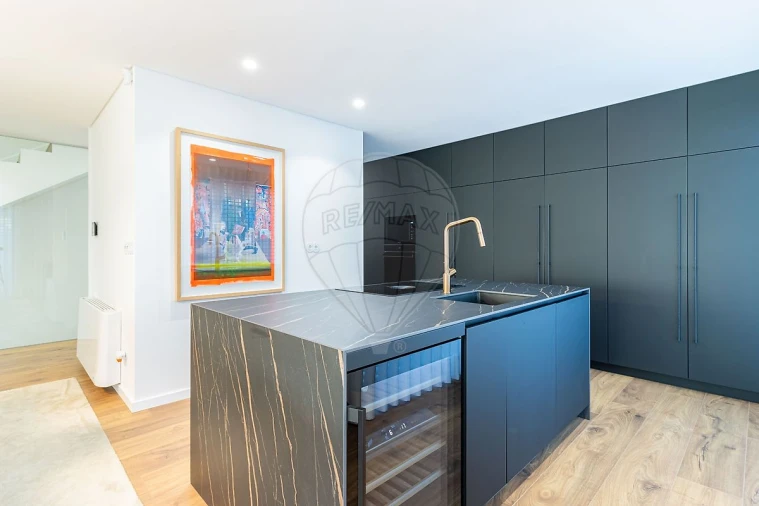 Moradia T4 para Venda em Brufe Foto 22