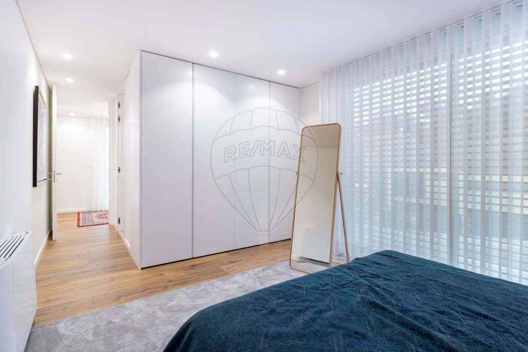 Moradia T4 para Venda em Brufe Foto 34