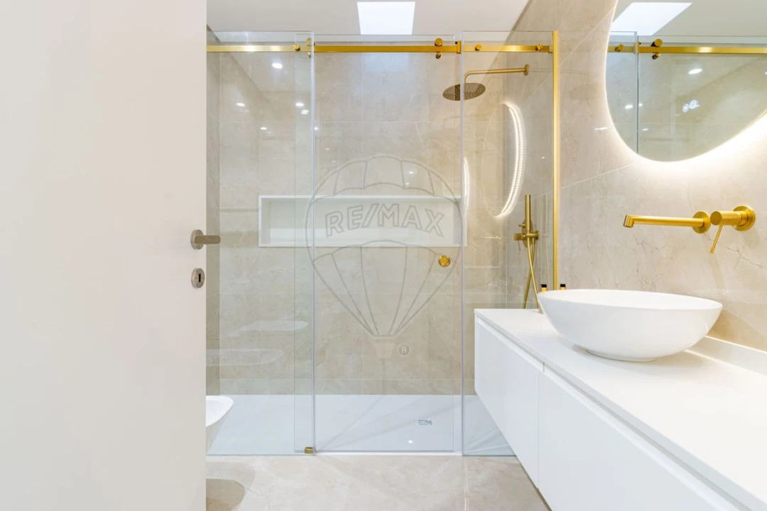 Moradia T4 para Venda em Brufe Foto 38