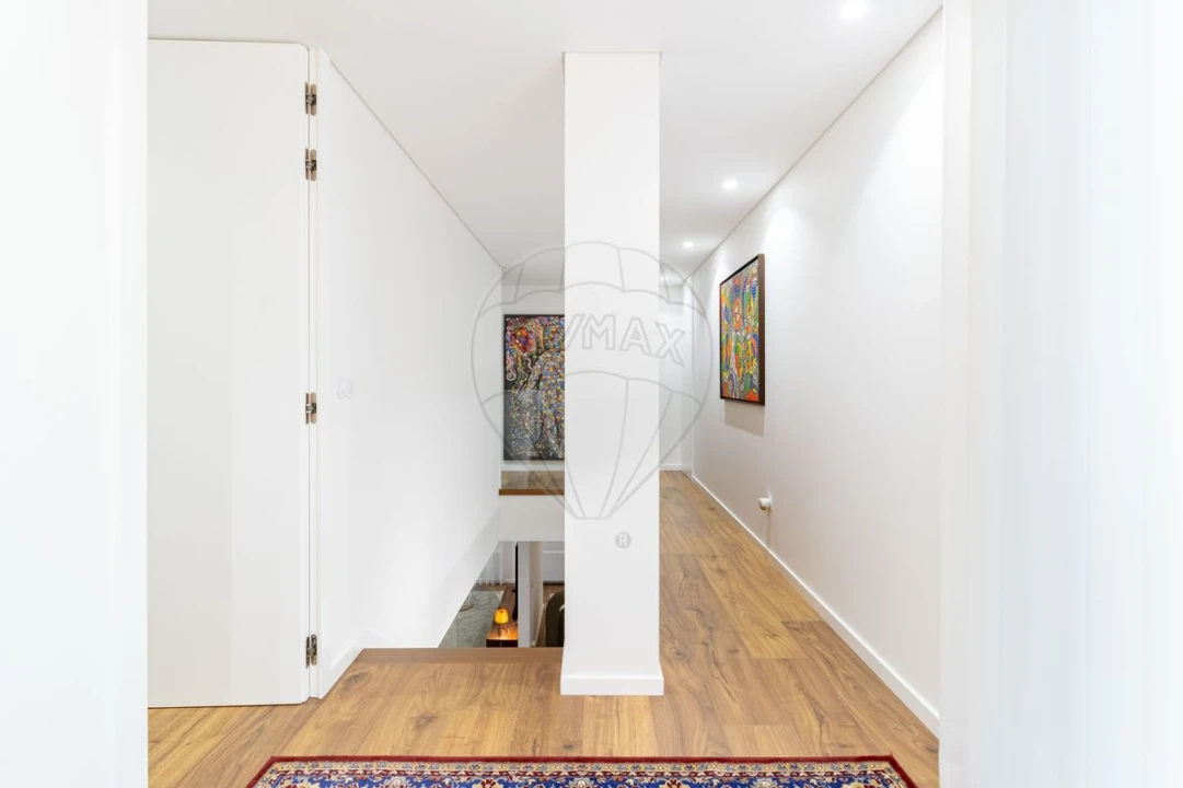 Moradia T4 para Venda em Brufe Foto 30