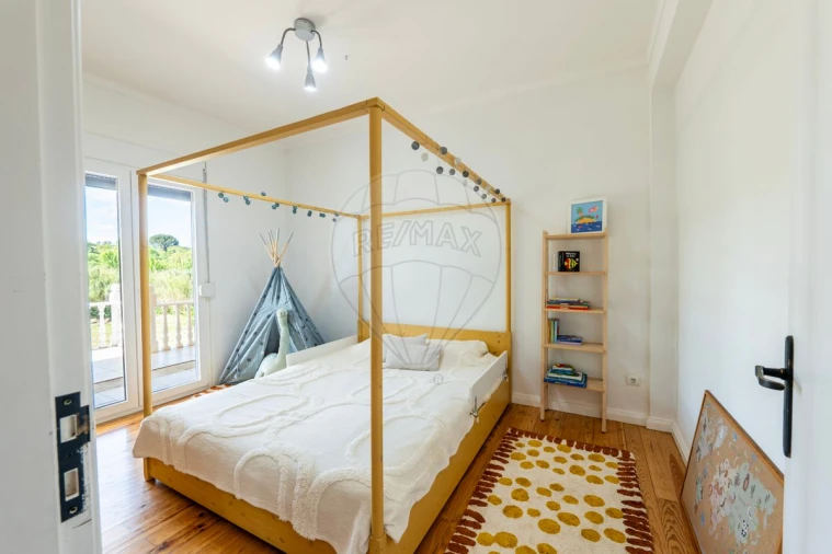 Moradia T4 para Venda em São João da Ribeira e Ribeira de São João Foto 24