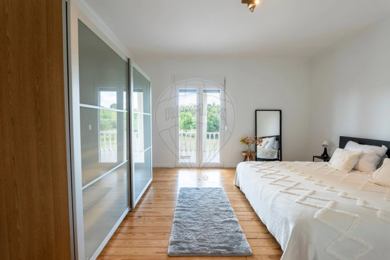 Moradia T4 para Venda em São João da Ribeira e Ribeira de São João Foto 21