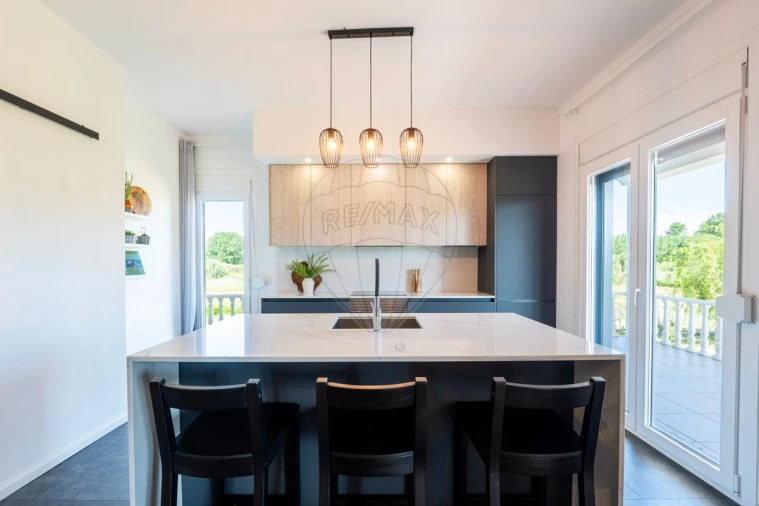 Moradia T4 para Venda em São João da Ribeira e Ribeira de São João Foto 8