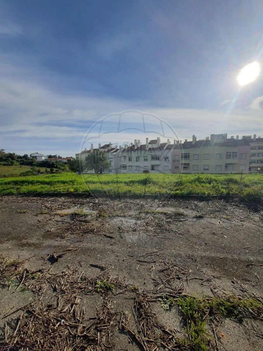 Terreno para Venda em Vialonga Foto 3