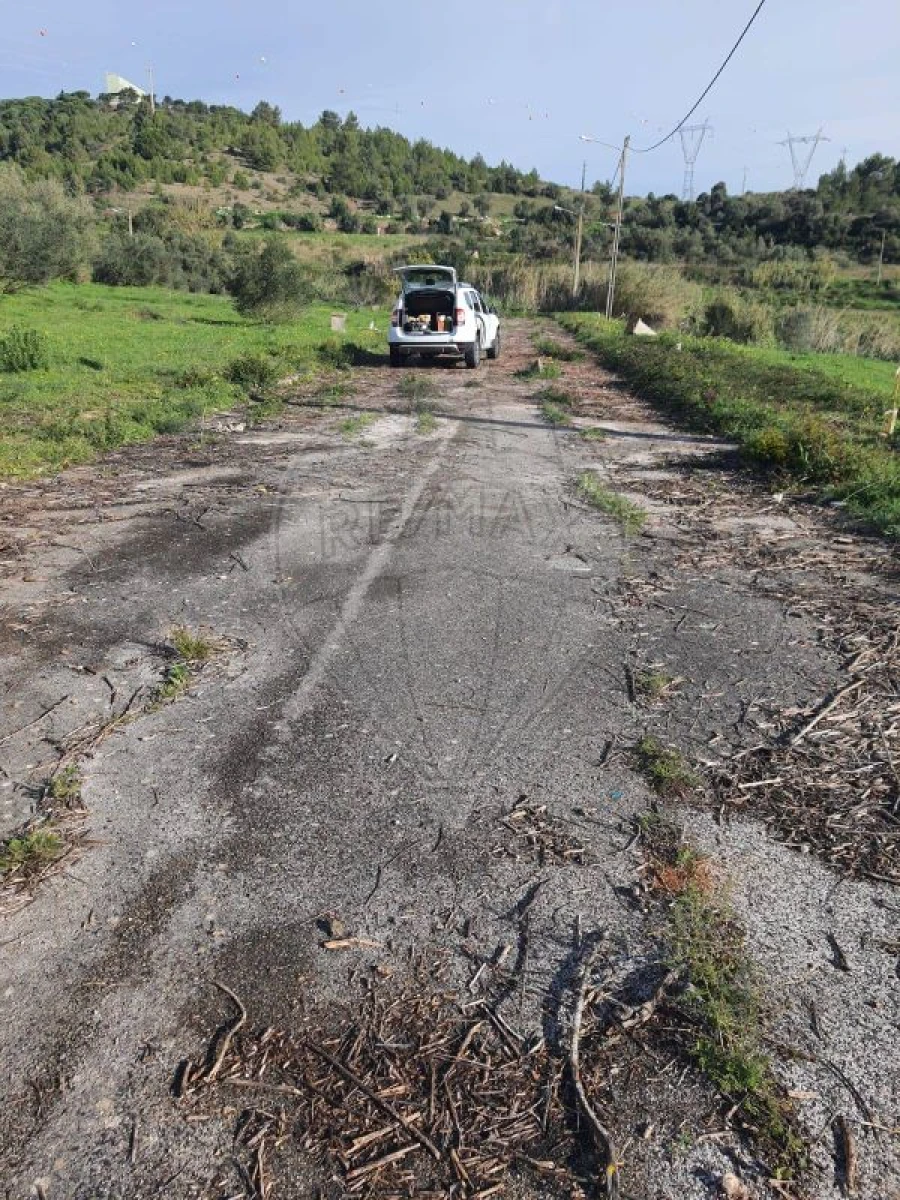 Terreno para Venda em Vialonga Foto 4