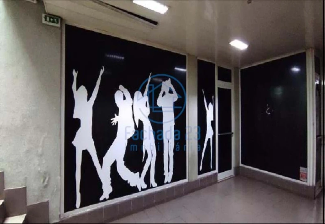 Negócio para Venda em Gondomar (São Cosme), Valbom e Jovim Foto 2