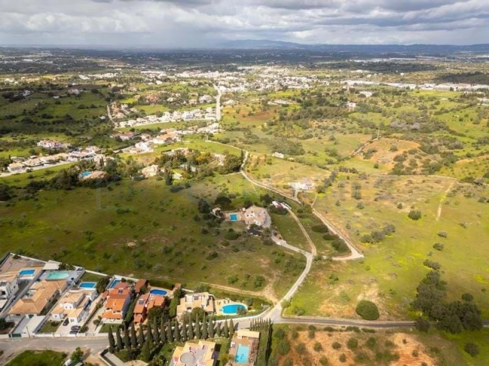 Moradia T4 para Venda em Guia Foto 61