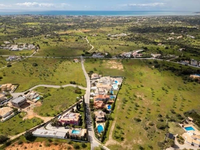 Moradia T4 para Venda em Guia Foto 60