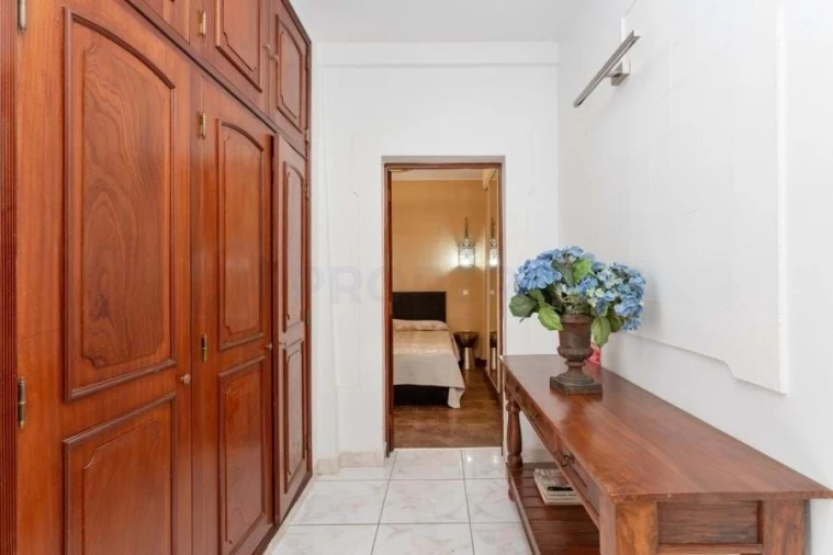 Moradia T4 para Venda em Guia Foto 45