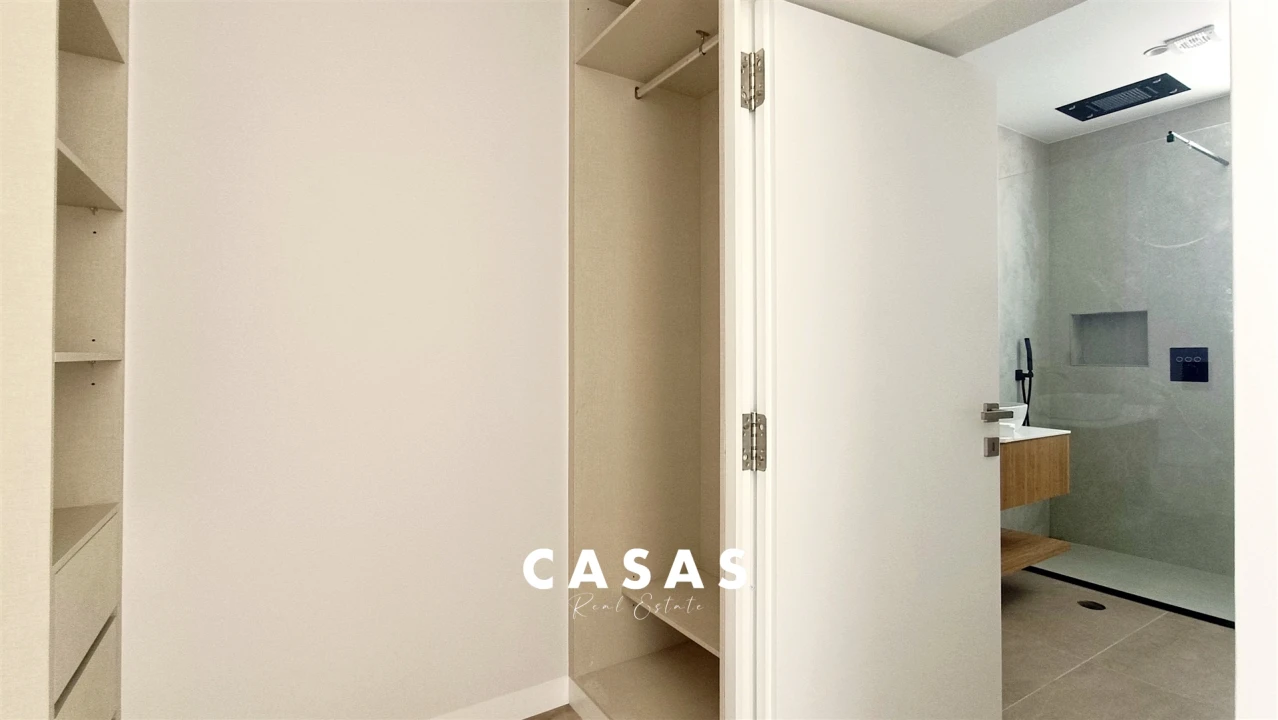 Moradia T3 para Venda em Estreito da Calheta Foto 33