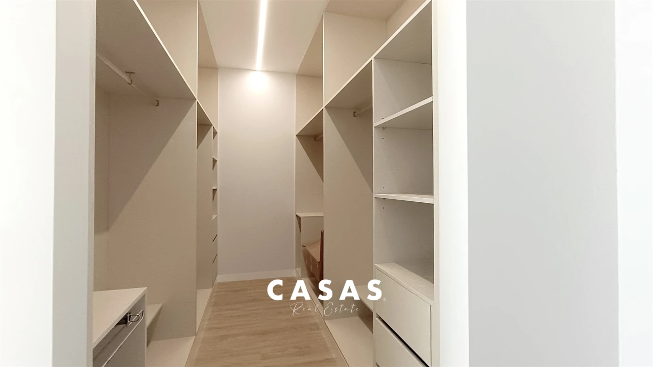 Moradia T3 para Venda em Estreito da Calheta Foto 27