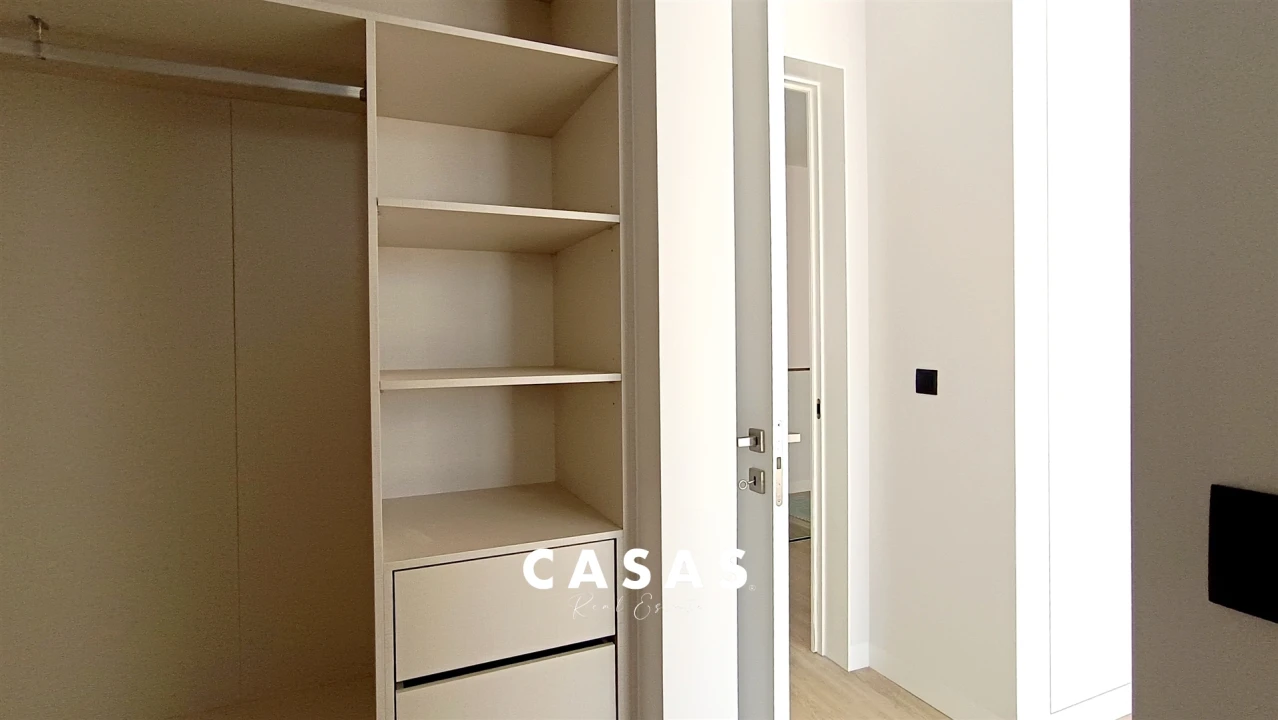 Moradia T3 para Venda em Estreito da Calheta Foto 28