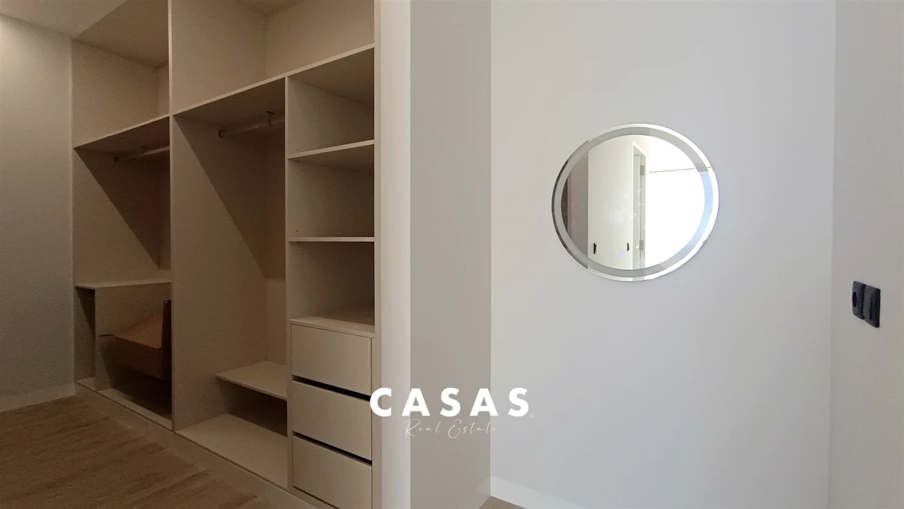 Moradia T3 para Venda em Estreito da Calheta Foto 26