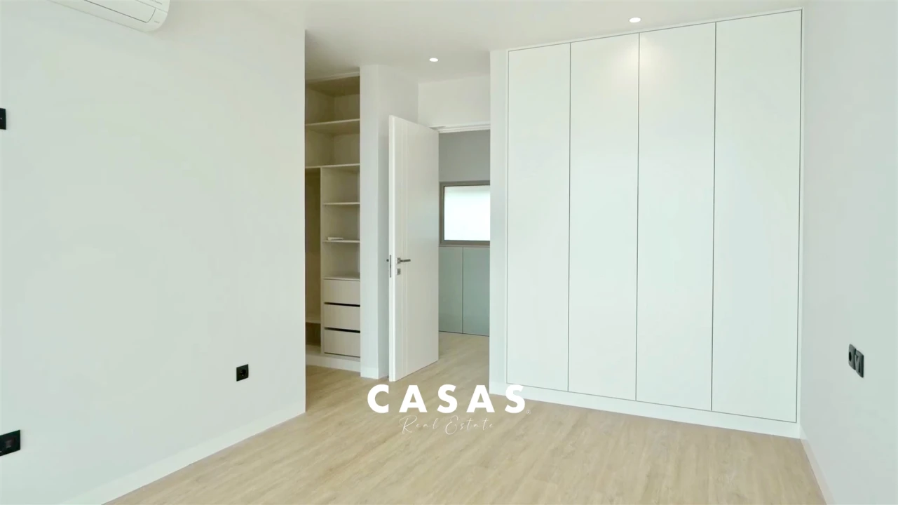 Moradia T3 para Venda em Estreito da Calheta Foto 45