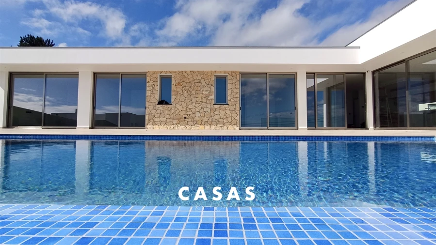 Moradia T3 para Venda em Estreito da Calheta Foto 3