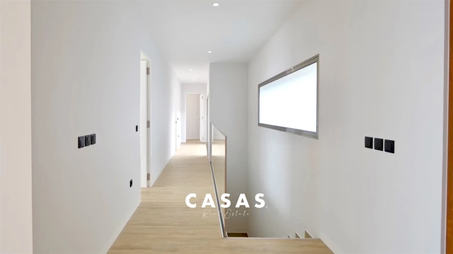 Moradia T3 para Venda em Estreito da Calheta Foto 47