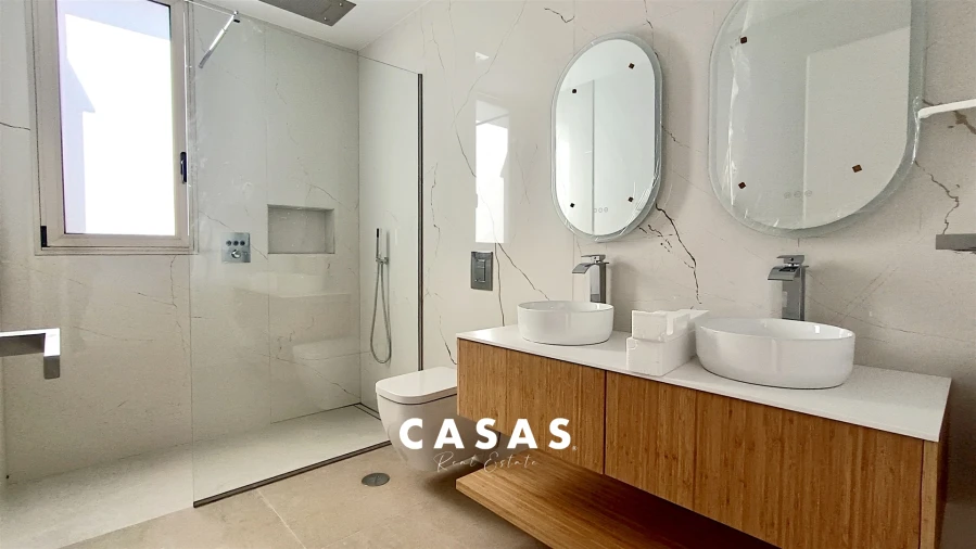 Moradia T3 para Venda em Estreito da Calheta Foto 25