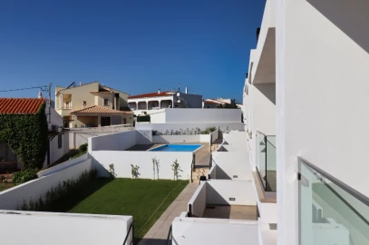 Moradia T3 para Venda em Albufeira e Olhos de Água