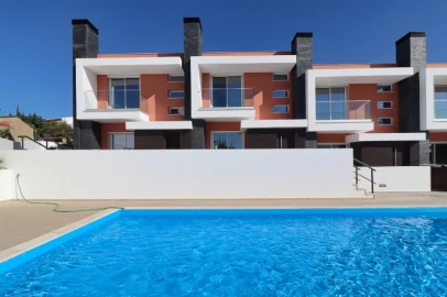 Moradia T3 para Venda em Albufeira e Olhos de Água