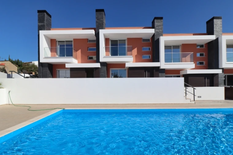 Moradia T3 para Venda em Albufeira e Olhos de Água Foto 4
