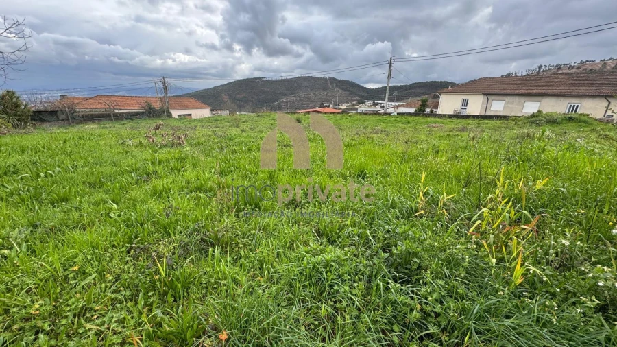 Moradia T3 para Venda em Idães Foto 10