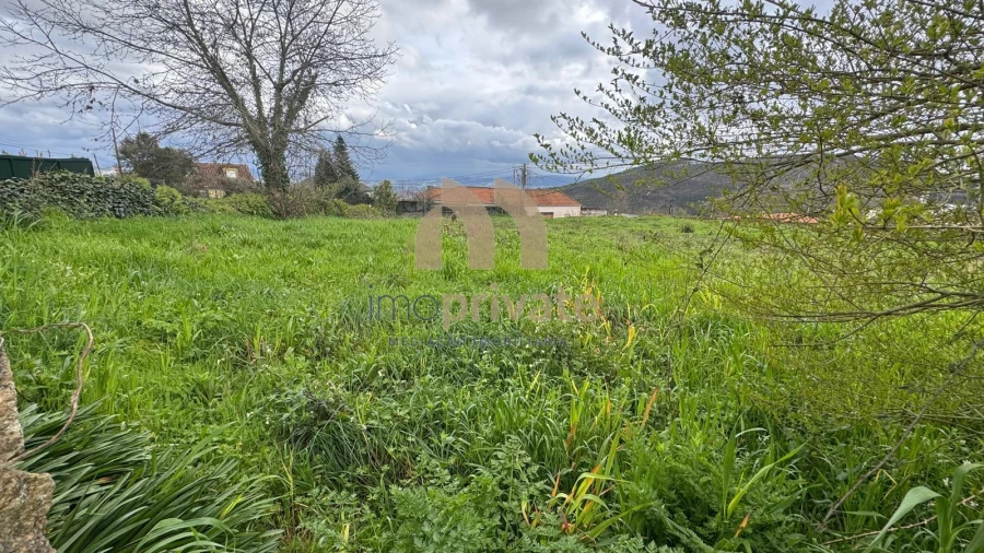 Moradia T3 para Venda em Idães Foto 9