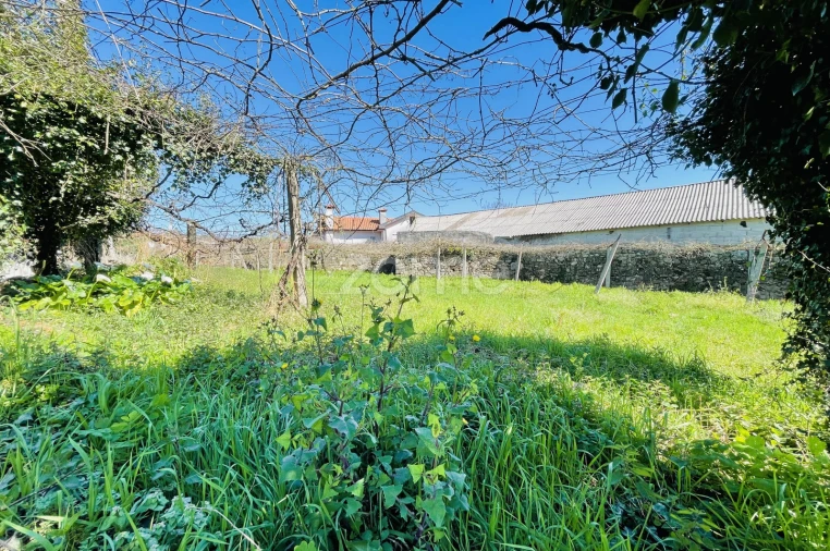 Terreno para Venda em Gondifelos, Cavalões e Outiz Foto 3