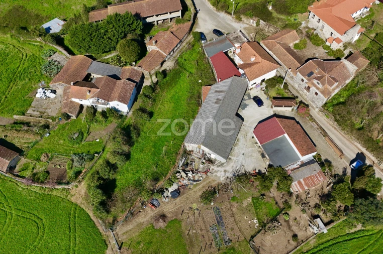 Terreno para Venda em Gondifelos, Cavalões e Outiz Foto 7