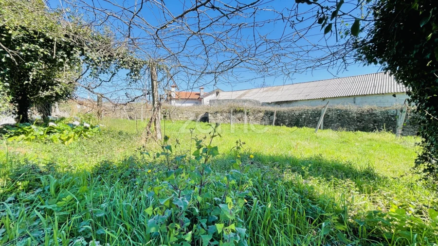 Terreno para Venda em Gondifelos, Cavalões e Outiz