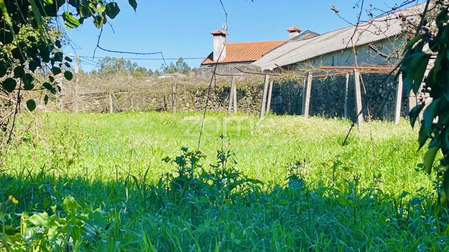 Terreno para Venda em Gondifelos, Cavalões e Outiz